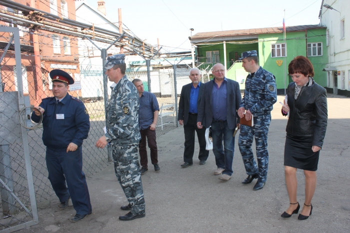 Начальник колонии